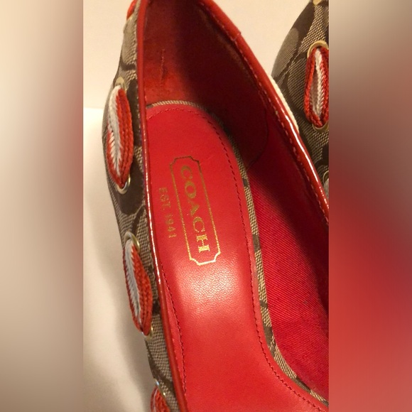 COACH LINEN WEDGE HEEL SHOE - Picture 6 of 8